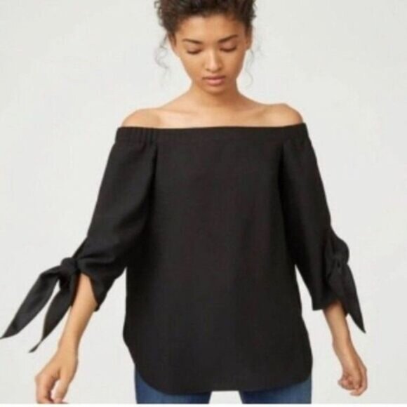 CLUB MONACO Sophia Off Shoulder Light & Flowy Blouse Sz 4 - Picture 1 of 13